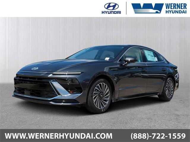 2025 Hyundai Sonata Hybrid SEL's photo