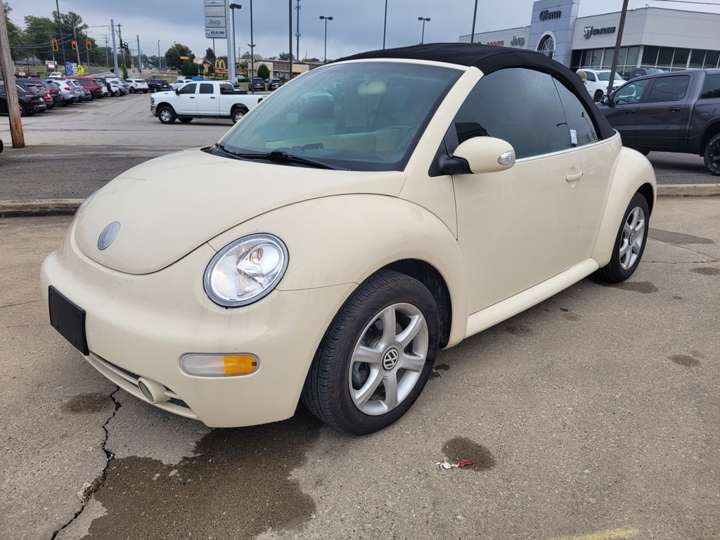 2005 Volkswagen Beetle GLS photo 2
