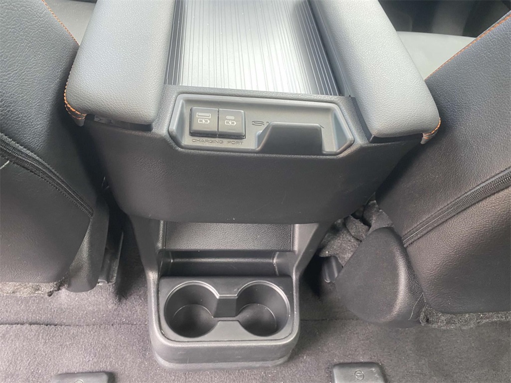 2023 Toyota Sienna XSE photo 11