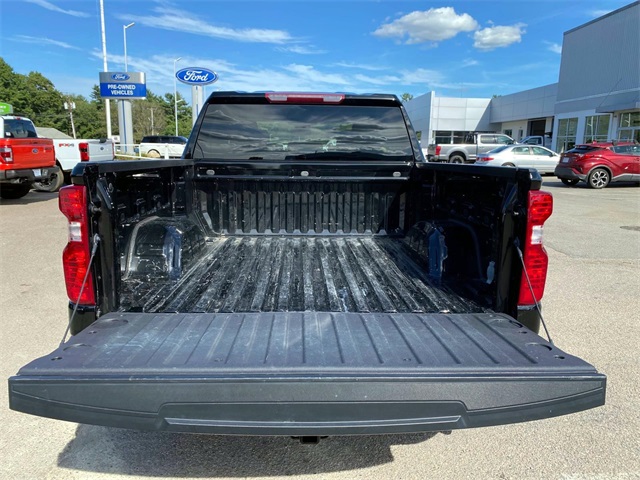 2024 Chevrolet Silverado 1500 LT photo 5