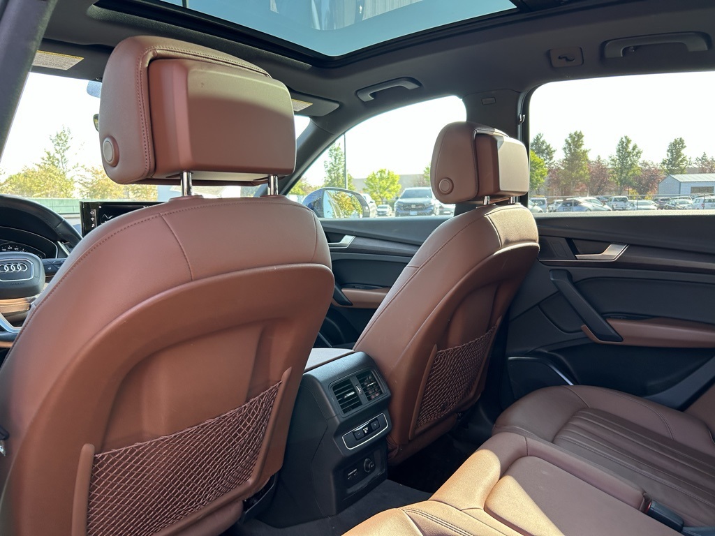 2022 Audi Q5 45 S line Premium photo 23