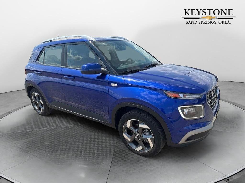 2024 Hyundai Venue Limited's photo