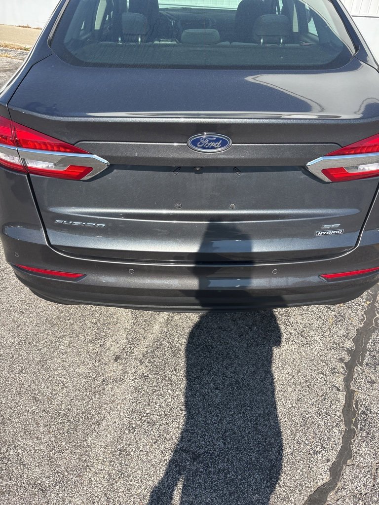 2020 Ford Fusion Hybrid SE photo 4