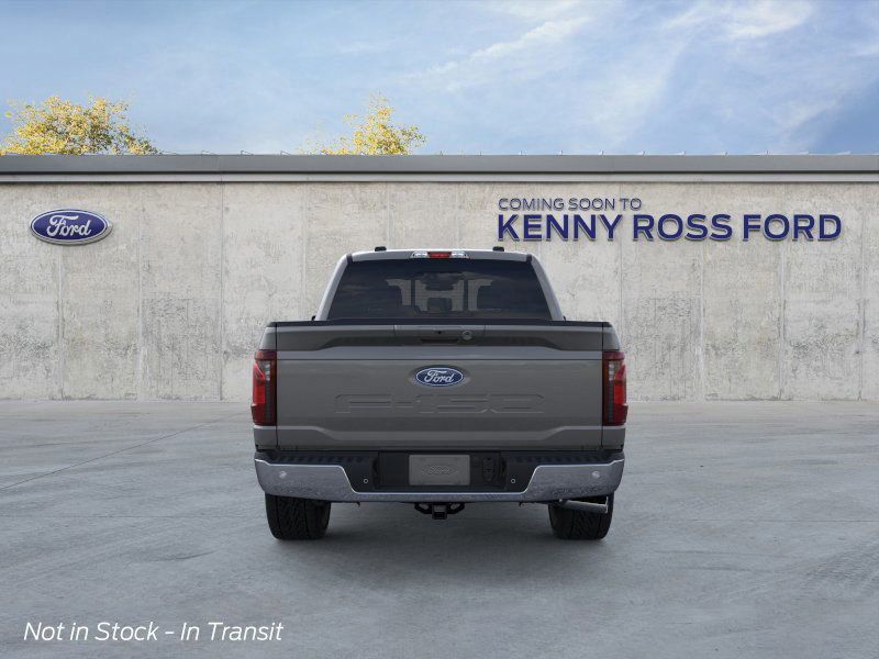 2025 Ford F-150 XLT photo 4
