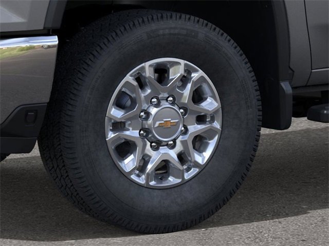 2025 Chevrolet Silverado 3500HD LT photo 8