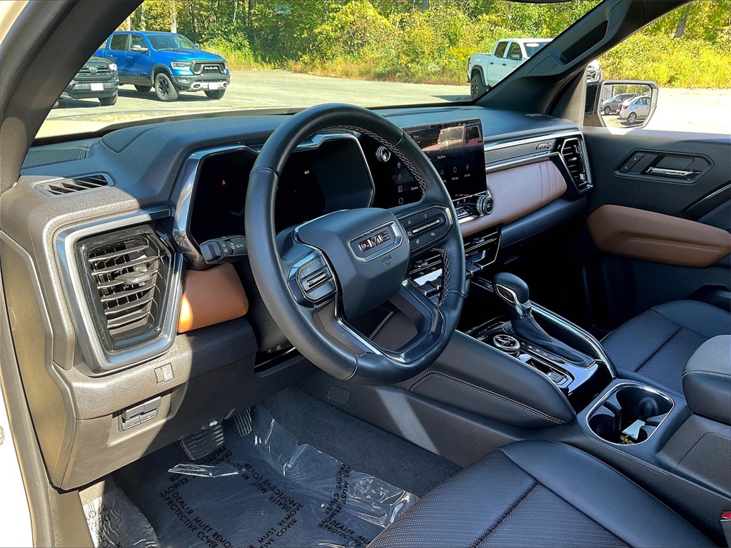 2024 Gmc Canyon AT4 photo 8
