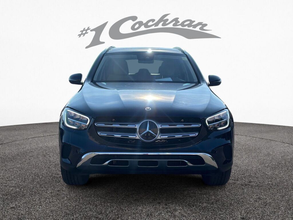 2022 Mercedes Benz GLC 300 4MATIC photo 2