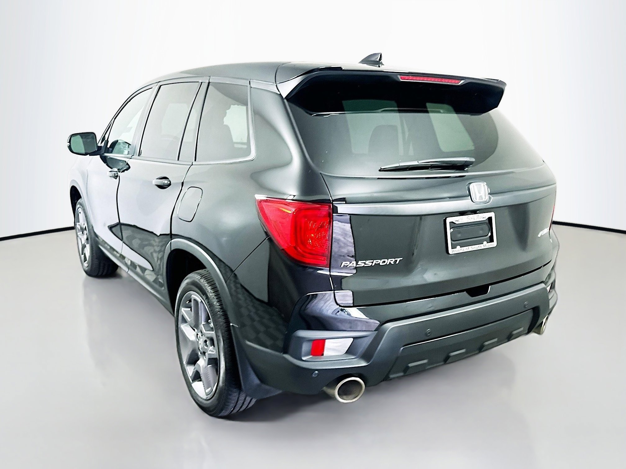 2023 Honda Passport EX-L photo 4
