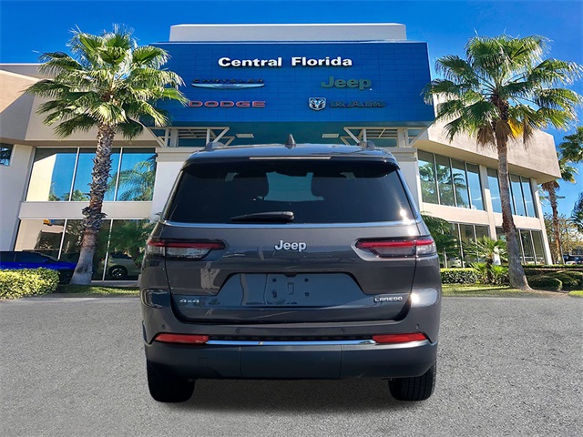 2025 Jeep Cherokee Laredo Altitude photo 4
