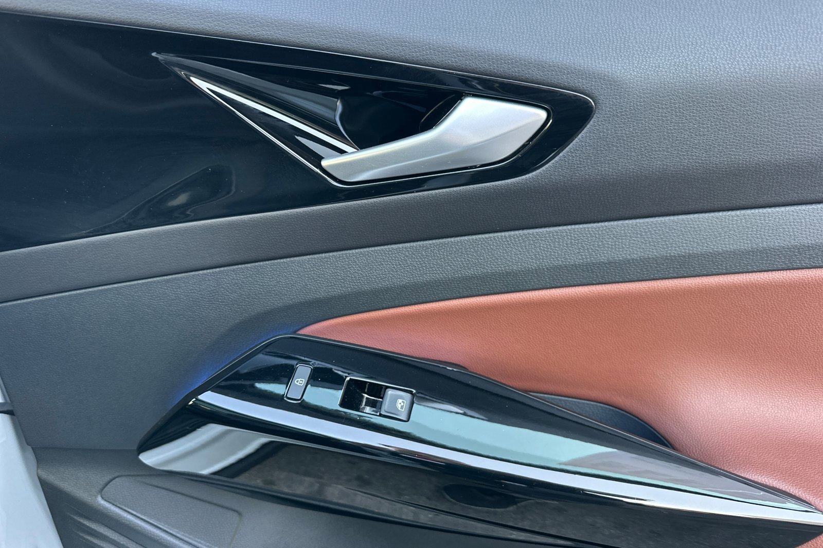 2021 Volkswagen ID.4 Pro S Gradient photo 19