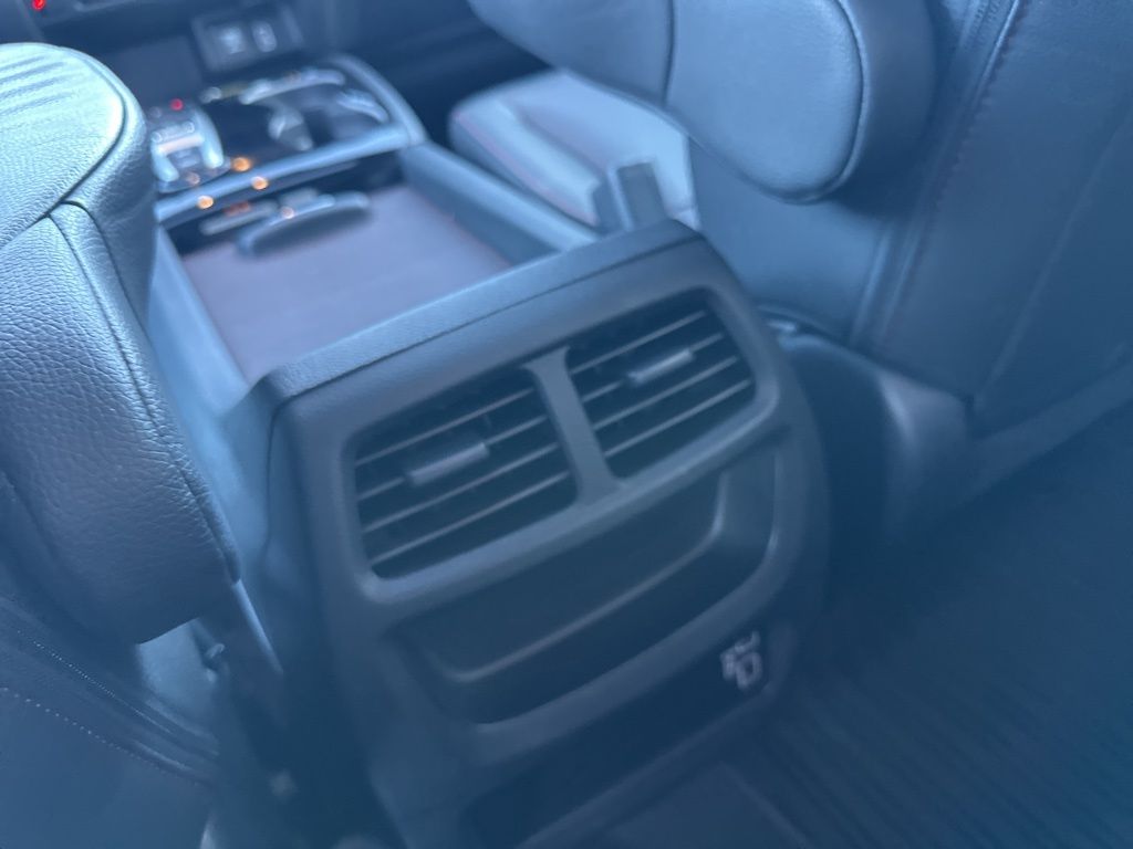 2023 Honda Ridgeline Black Edition photo 2