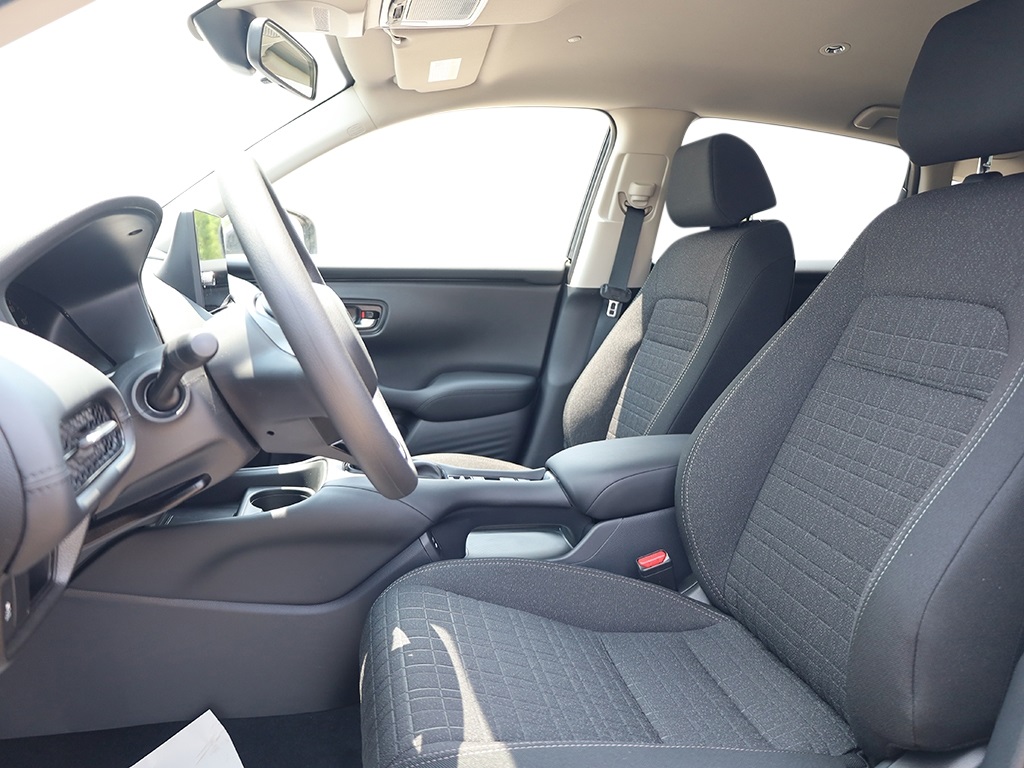 2026 Honda HR-V LX photo 10