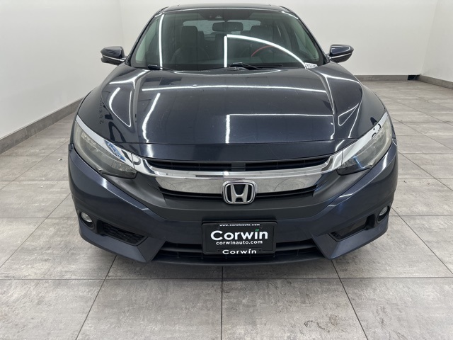 2017 Honda Civic Touring photo 2