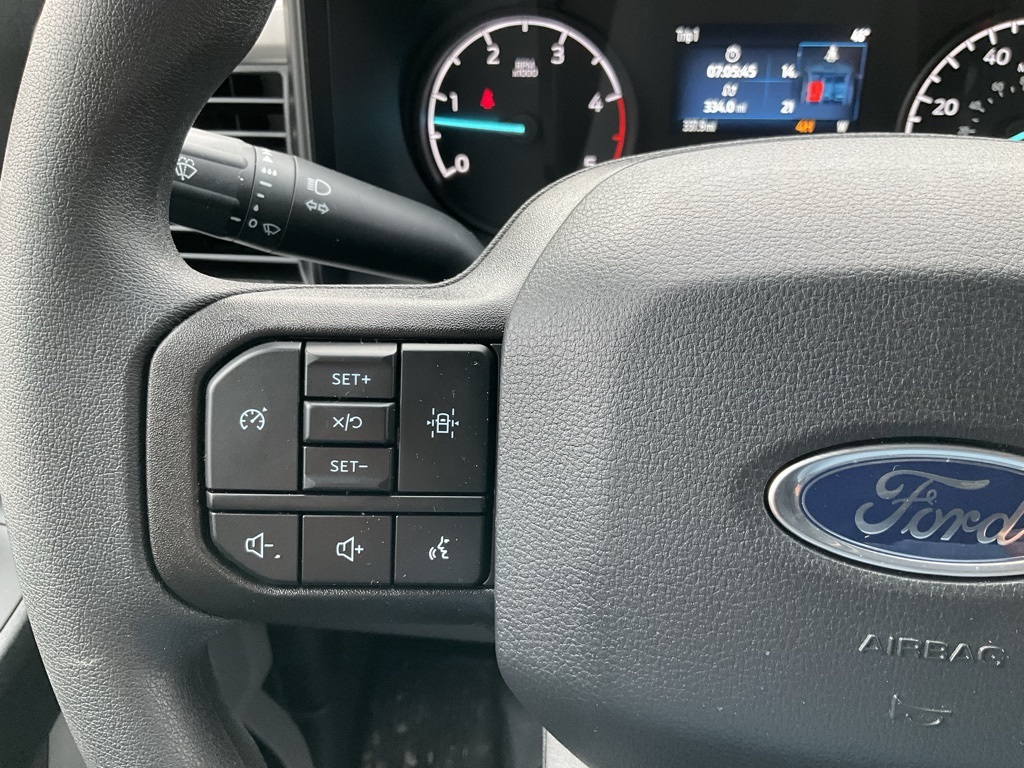 2024 Ford F-600 photo 12