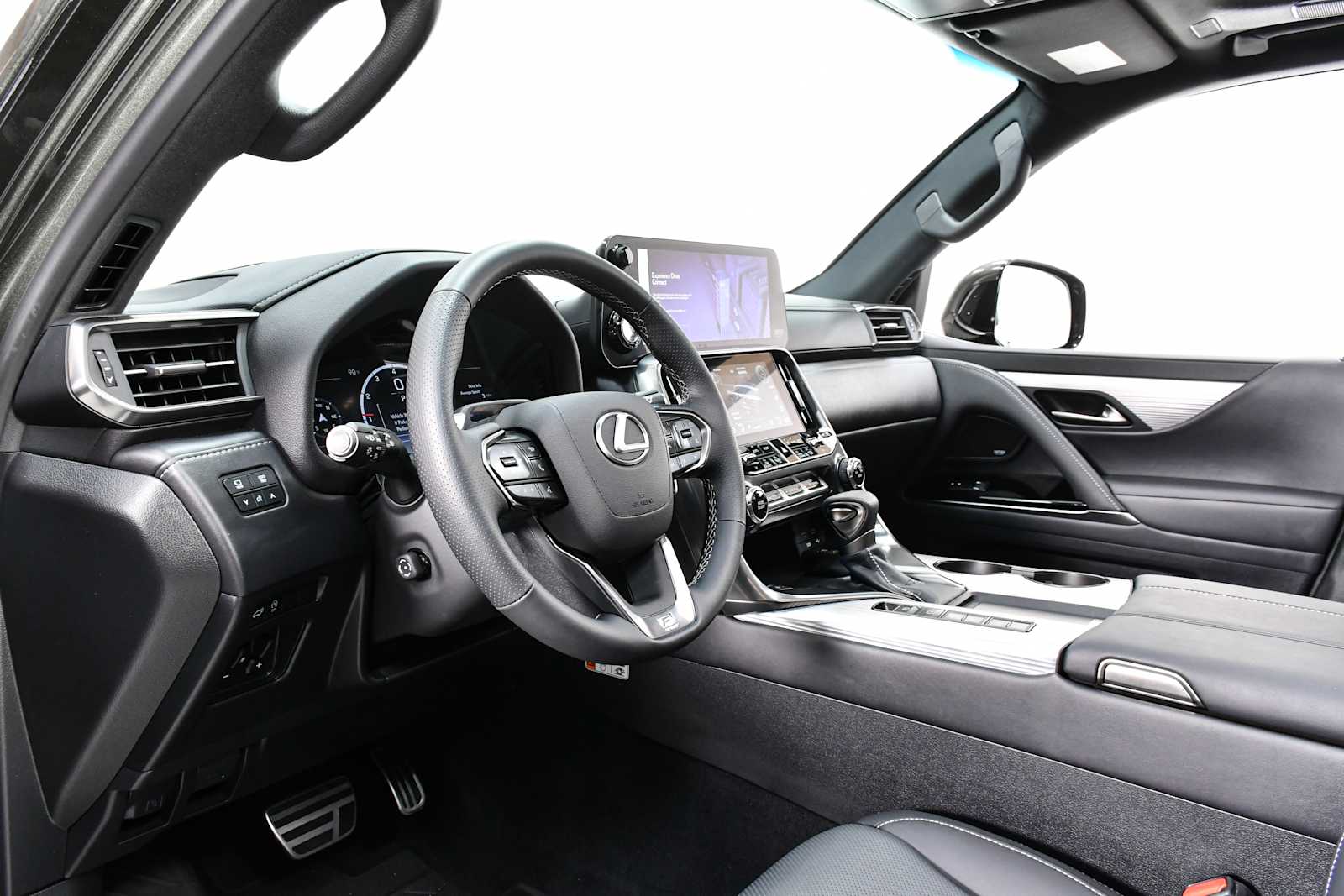 2025 Lexus LX 600 F SPORT photo 9