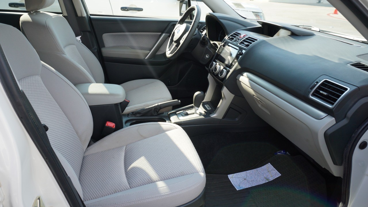 2018 Subaru Forester Premium photo 4