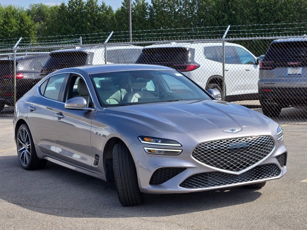 2023 Genesis G70 2.0T photo 3
