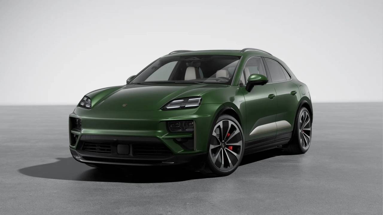 セブンイレブン 冬ギフト 2025 Sport 4D Turbo Macan Porsche 2024 New Utility Brooklyn in 自動車