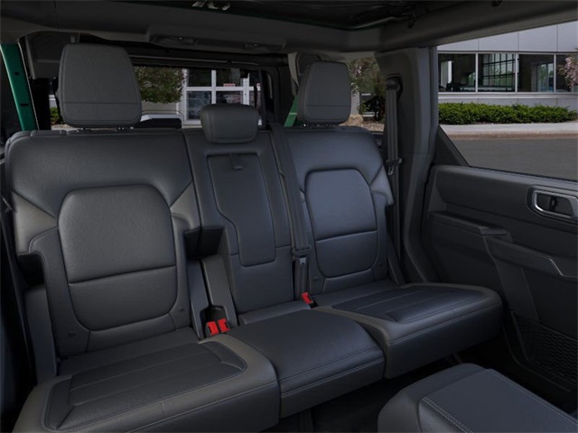 2025 Ford Bronco Outer Banks photo 10