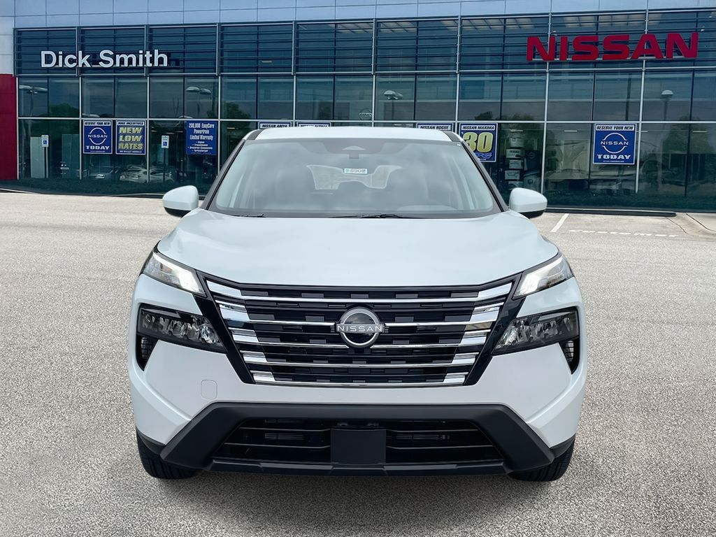 2025 Nissan Rogue SV photo 4