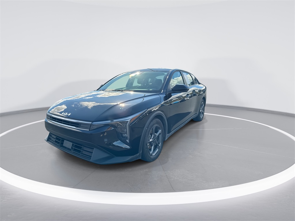 2025 Kia K4 LXS photo 4