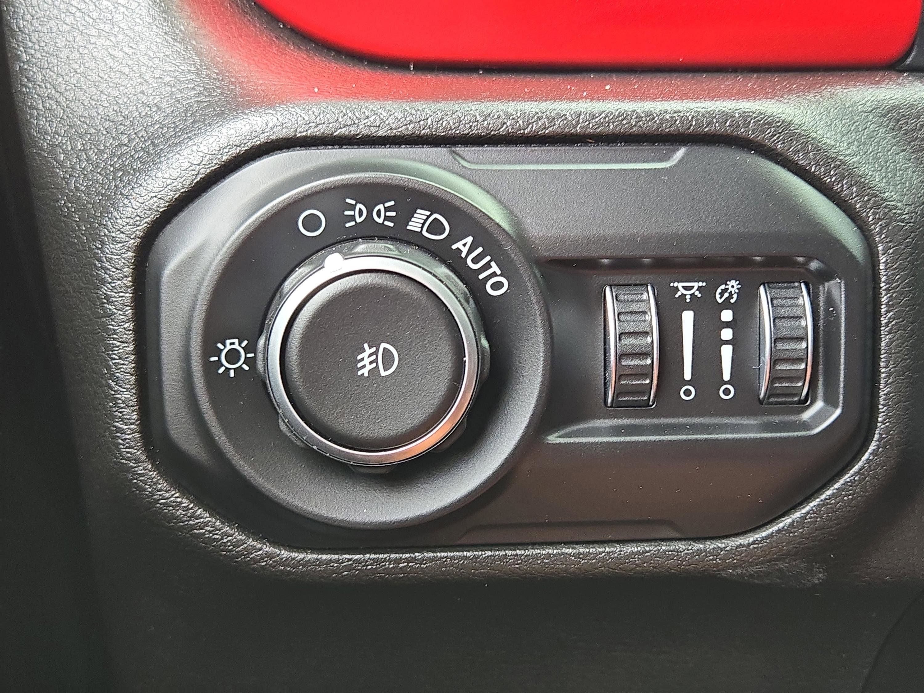 2020 Jeep Wrangler Unlimited Rubicon photo 18