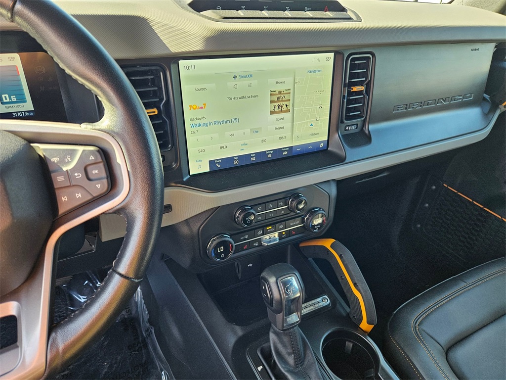 2023 Ford Bronco Badlands photo 17