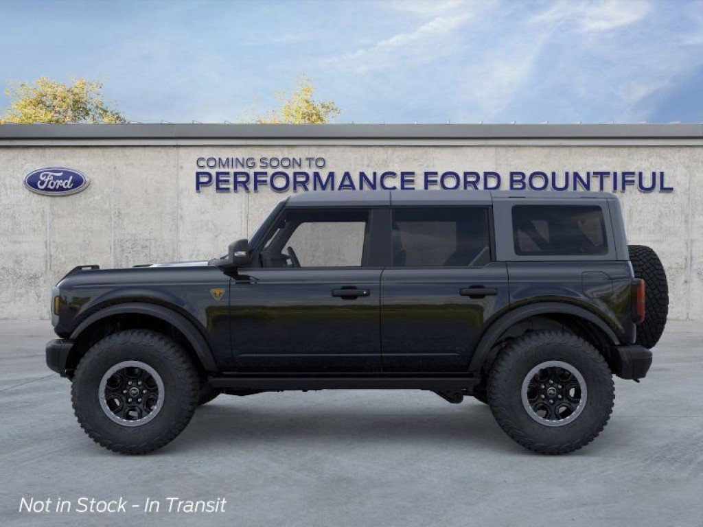 2025 Ford Bronco Badlands photo 3