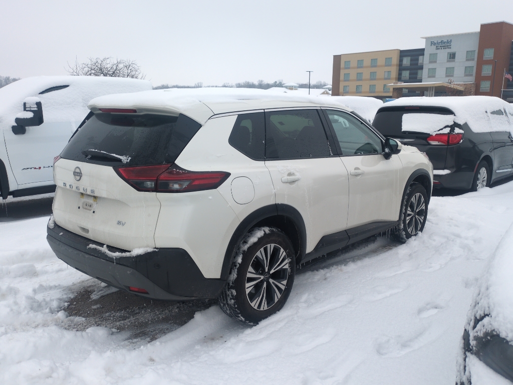 2023 Nissan Rogue SV photo 3