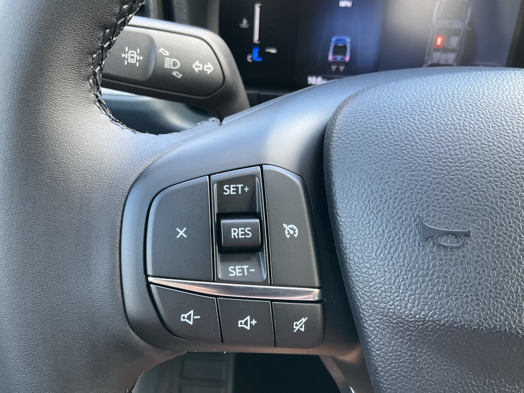 2025 Ford Maverick XLT photo 4