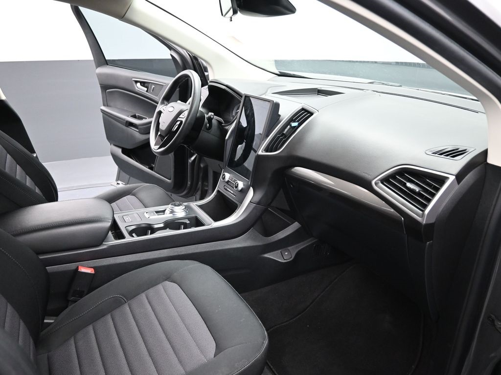 2023 Ford Edge SE photo 23