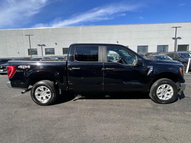 2023 Ford F-150 XLT photo 2