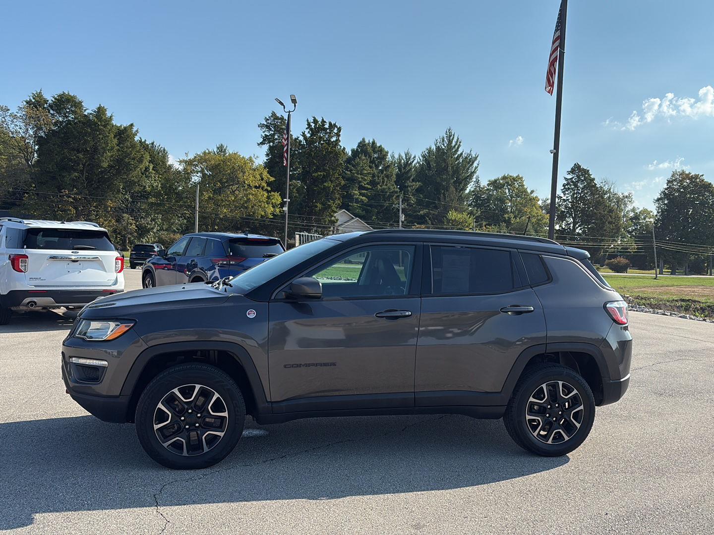 2019 Jeep Compass Trailhawk photo 3