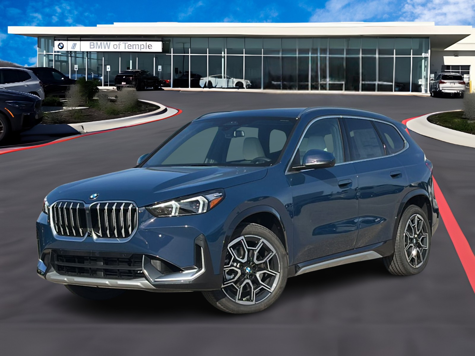 2026 BMW X1 28i's photo