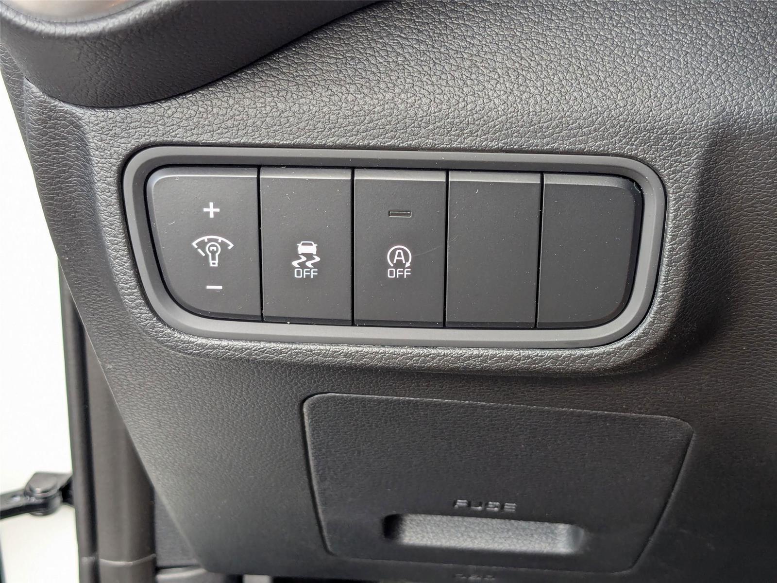 2025 Kia Soul LX photo 10