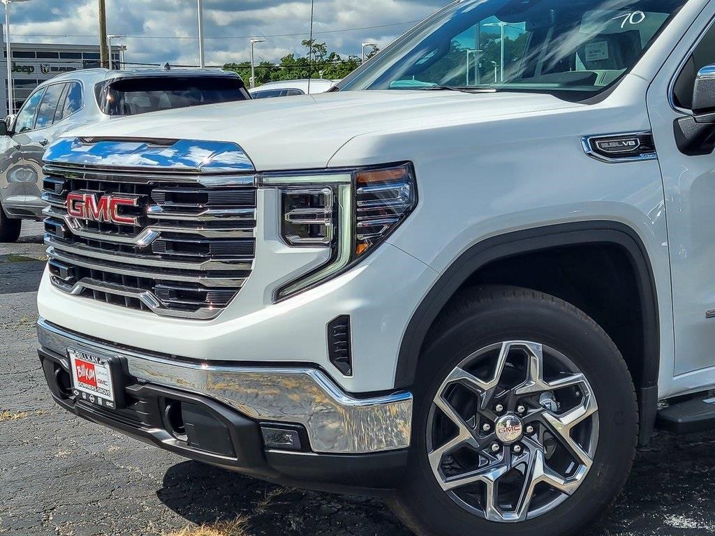 2026 GMC SIERRA - Image 2