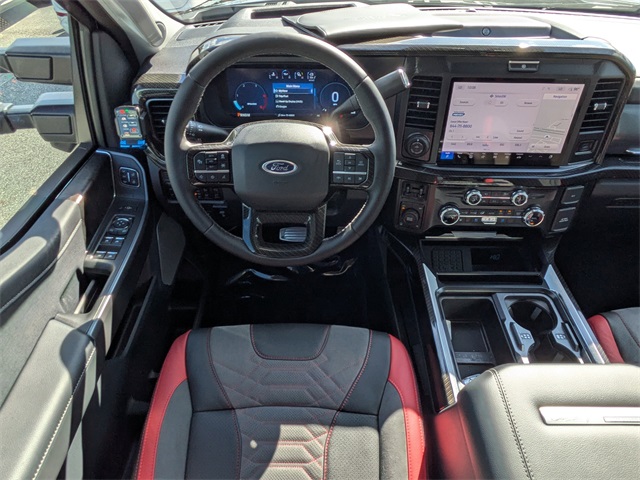 2025 Ford F-250 Lariat photo 16