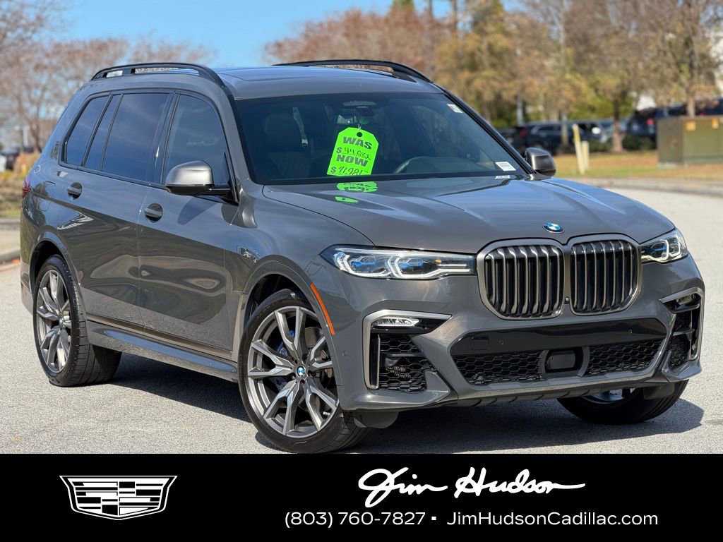 2021 BMW X7 M50i's photo