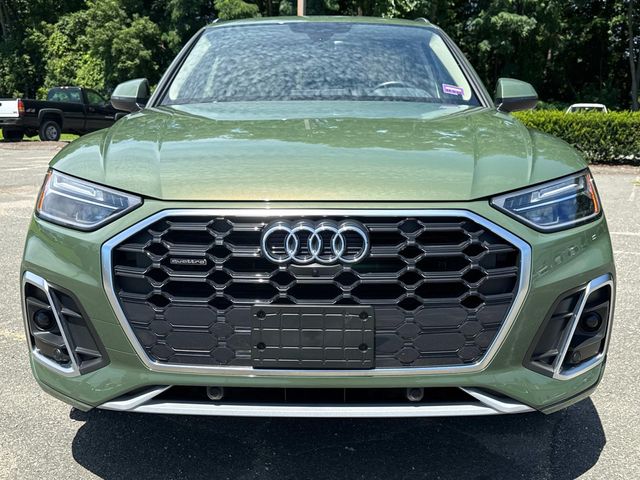 2022 Audi Q5 45 S line Premium photo 2