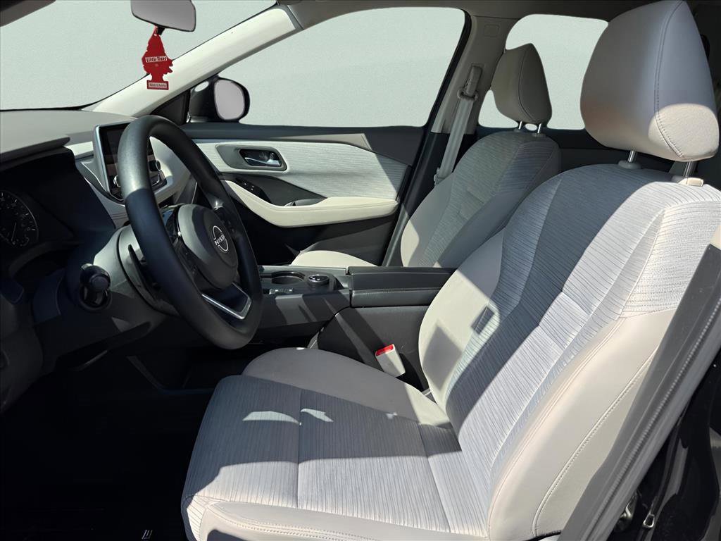 2023 Nissan Rogue SV AWD photo 14