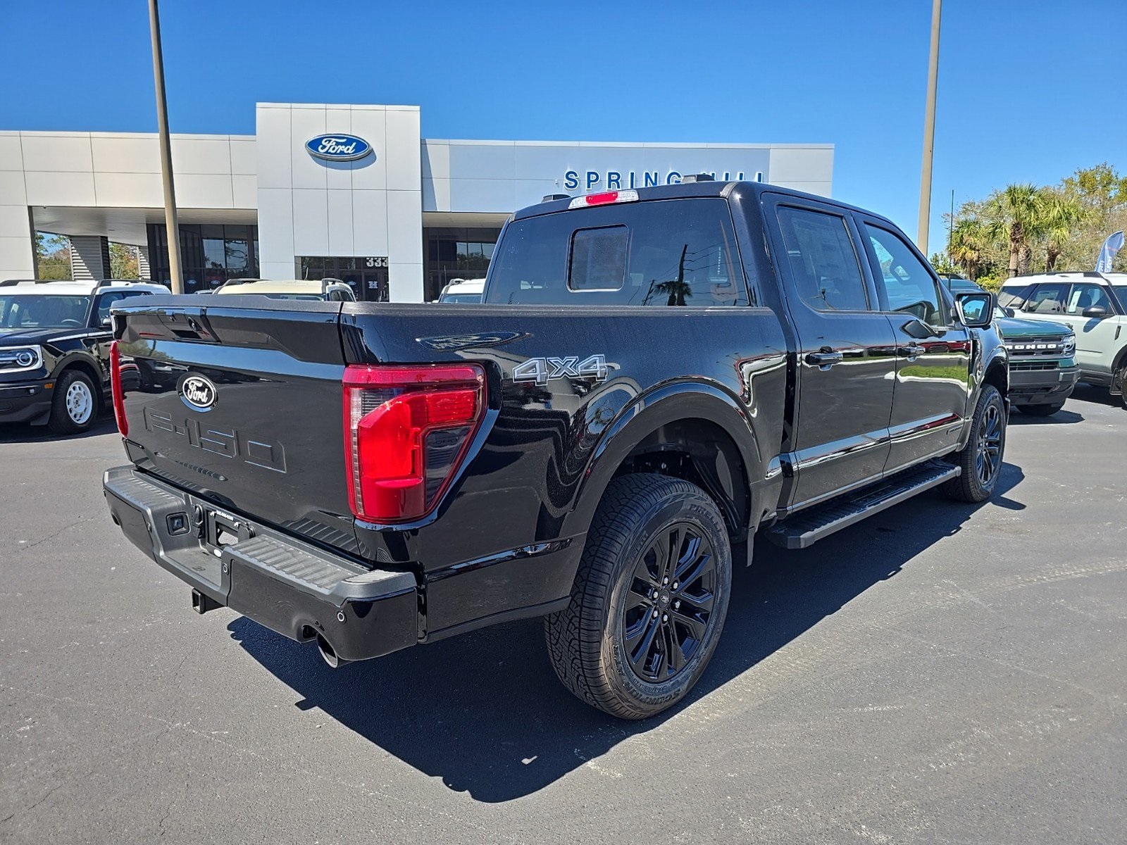 2025 Ford F-150 XLT photo 3