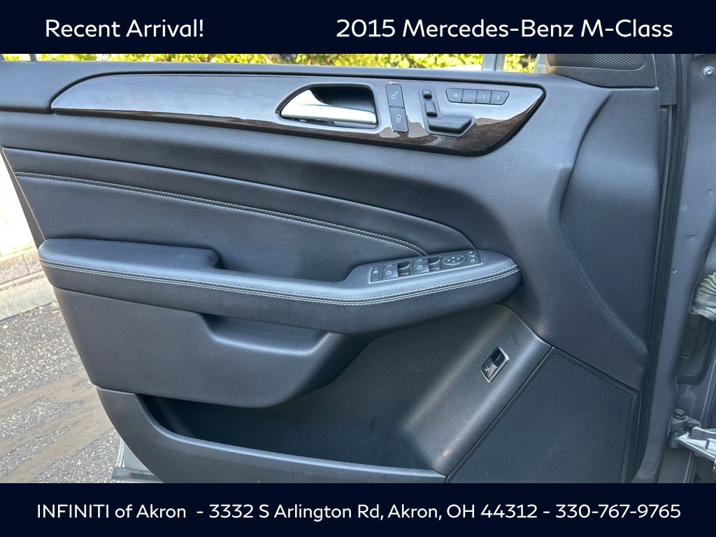 2015 Mercedes Benz ML 350 4MATIC photo 2