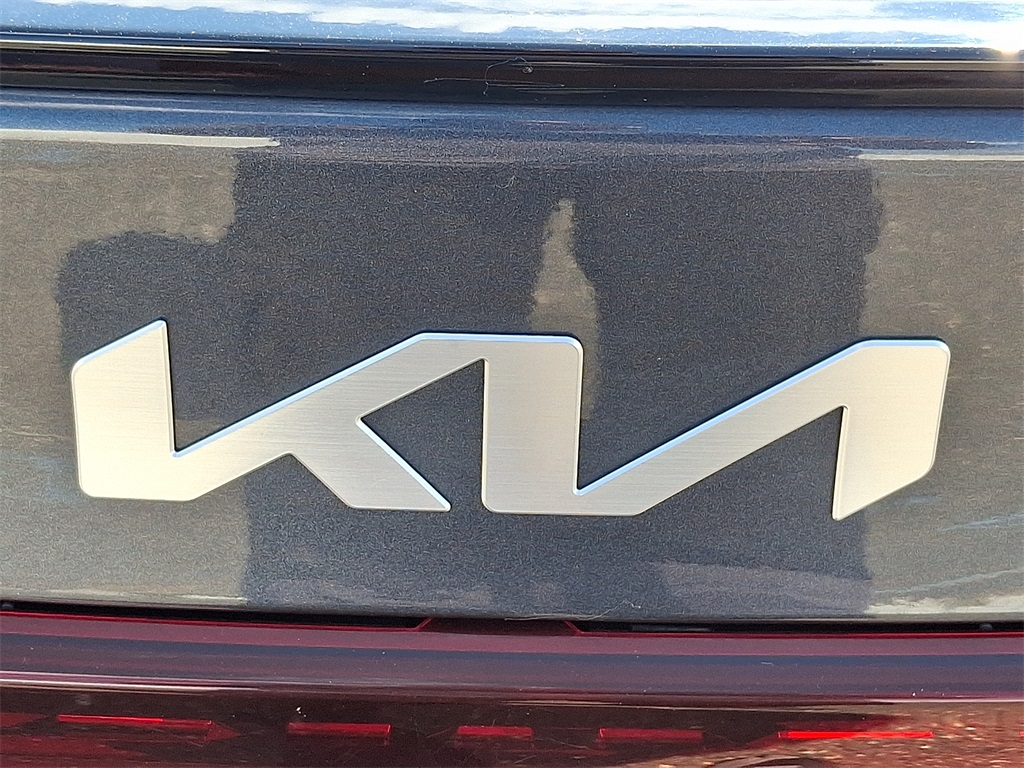 2023 Kia Forte GT-Line photo 29