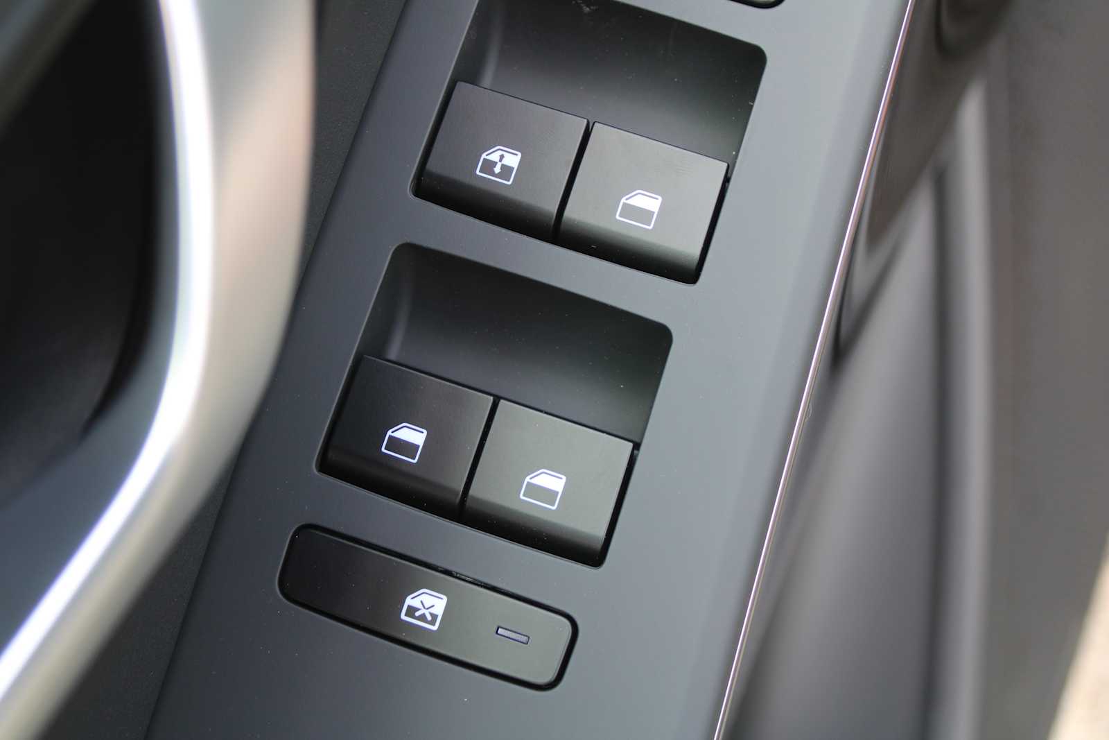 2025 Kia Niro EX Touring photo 19