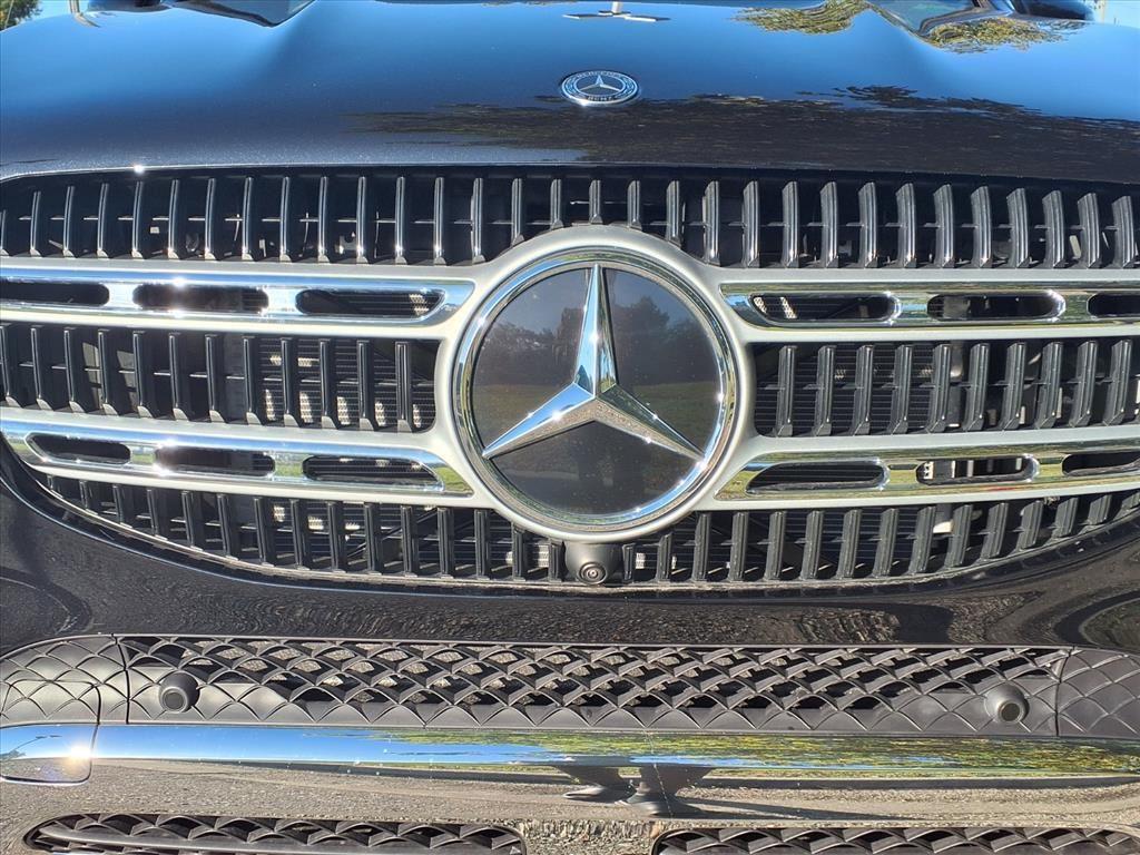 2026 Mercedes Benz GLE 350 4MATIC photo 4