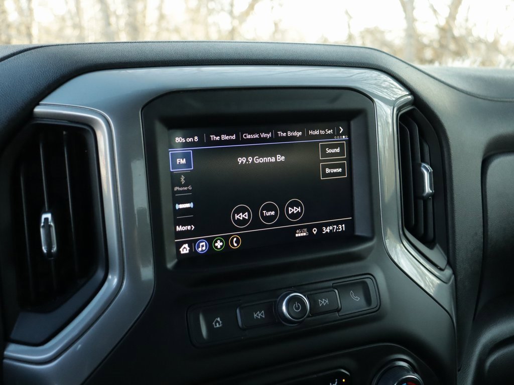 2022 Chevrolet Silverado 1500 Custom photo 13