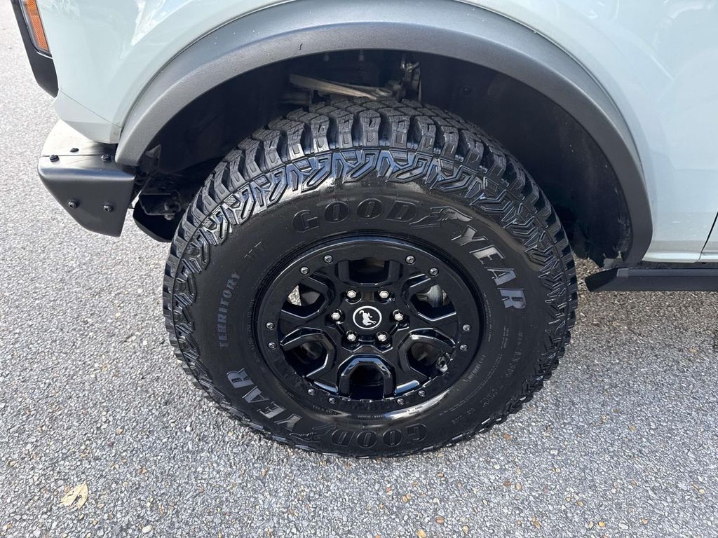 2023 Ford Bronco Wildtrak photo 3