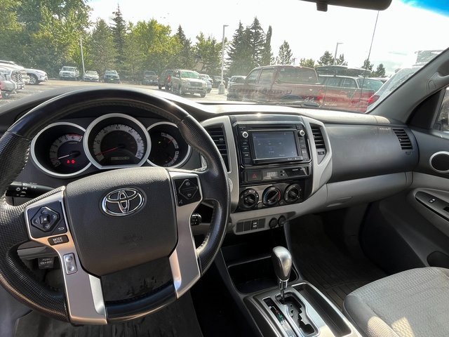 2014 Toyota Tacoma V6 Double Cab photo 4