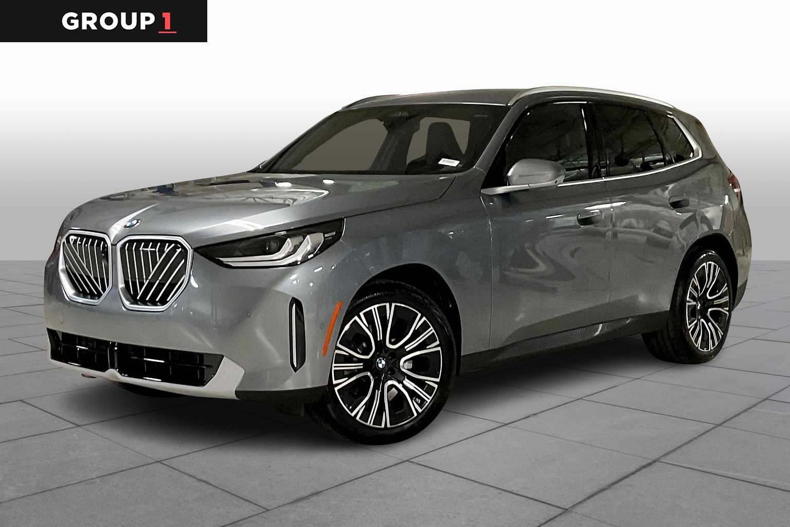 2026 BMW X3 30's photo