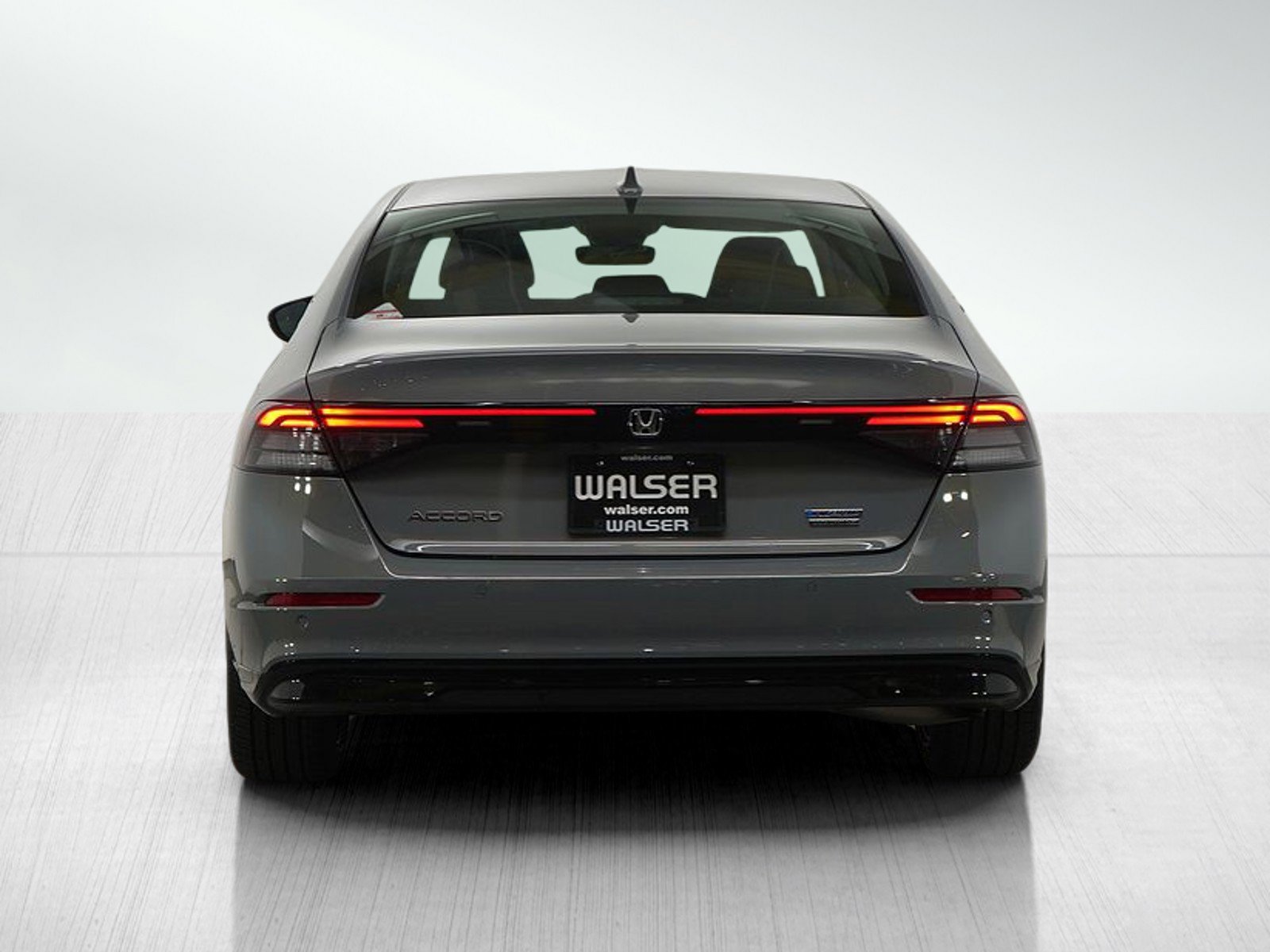 2025 Honda Accord Hybrid Touring photo 4